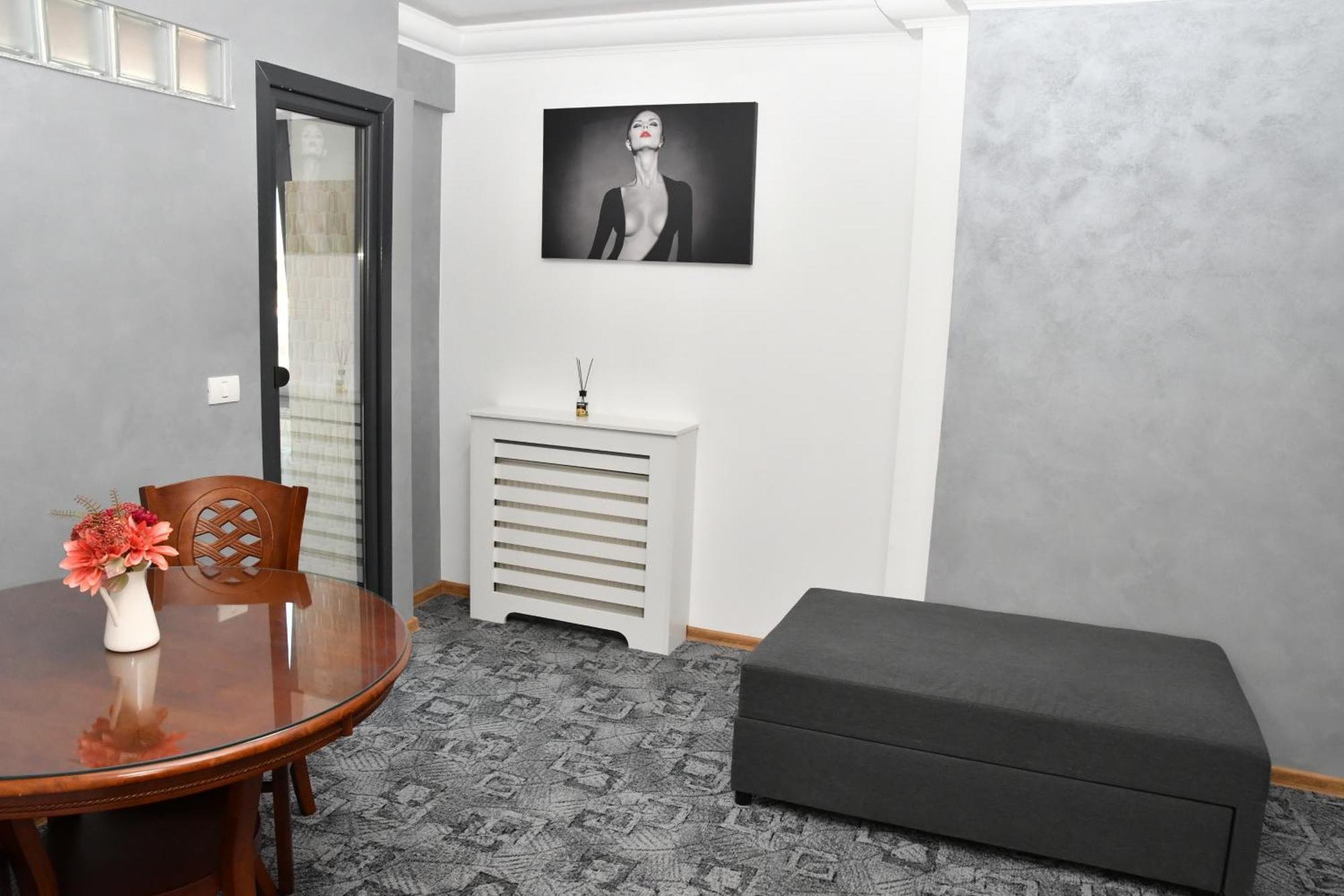Apartament Luxury - Promenada Mall Craiova Esterno foto