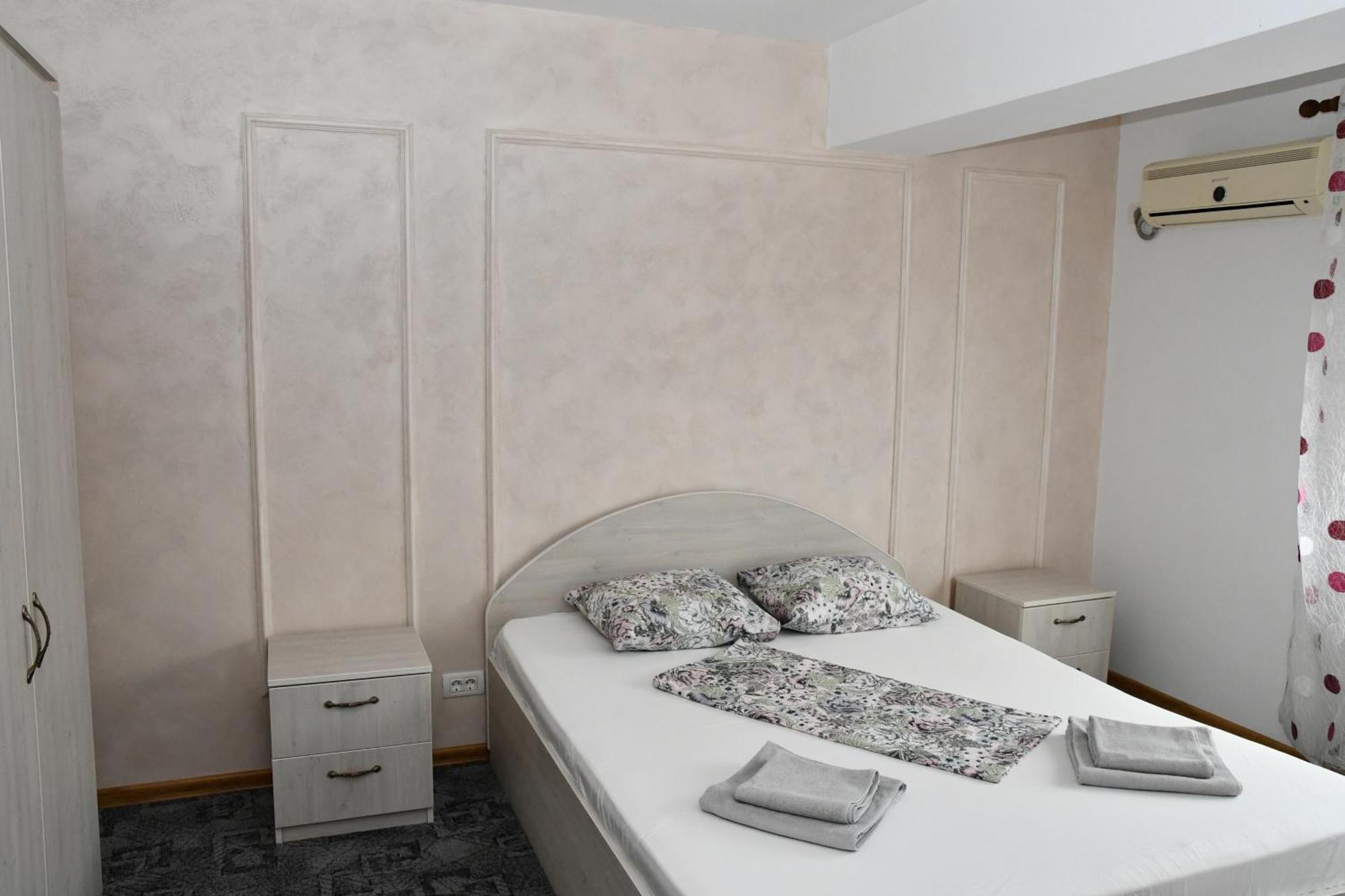 Apartament Luxury - Promenada Mall Craiova Esterno foto