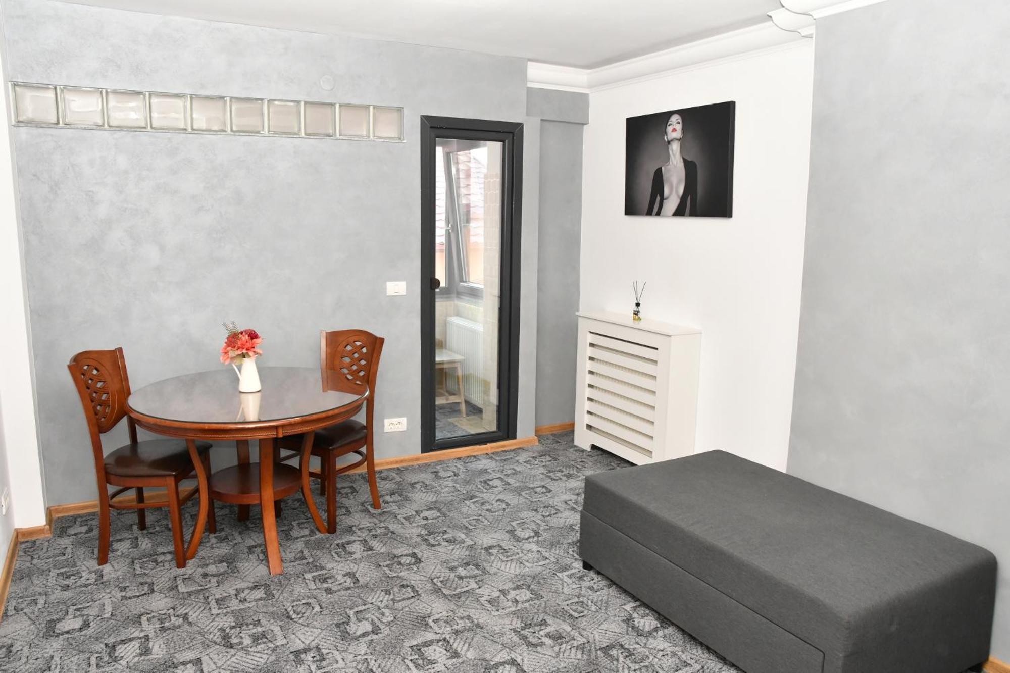 Apartament Luxury - Promenada Mall Craiova Esterno foto